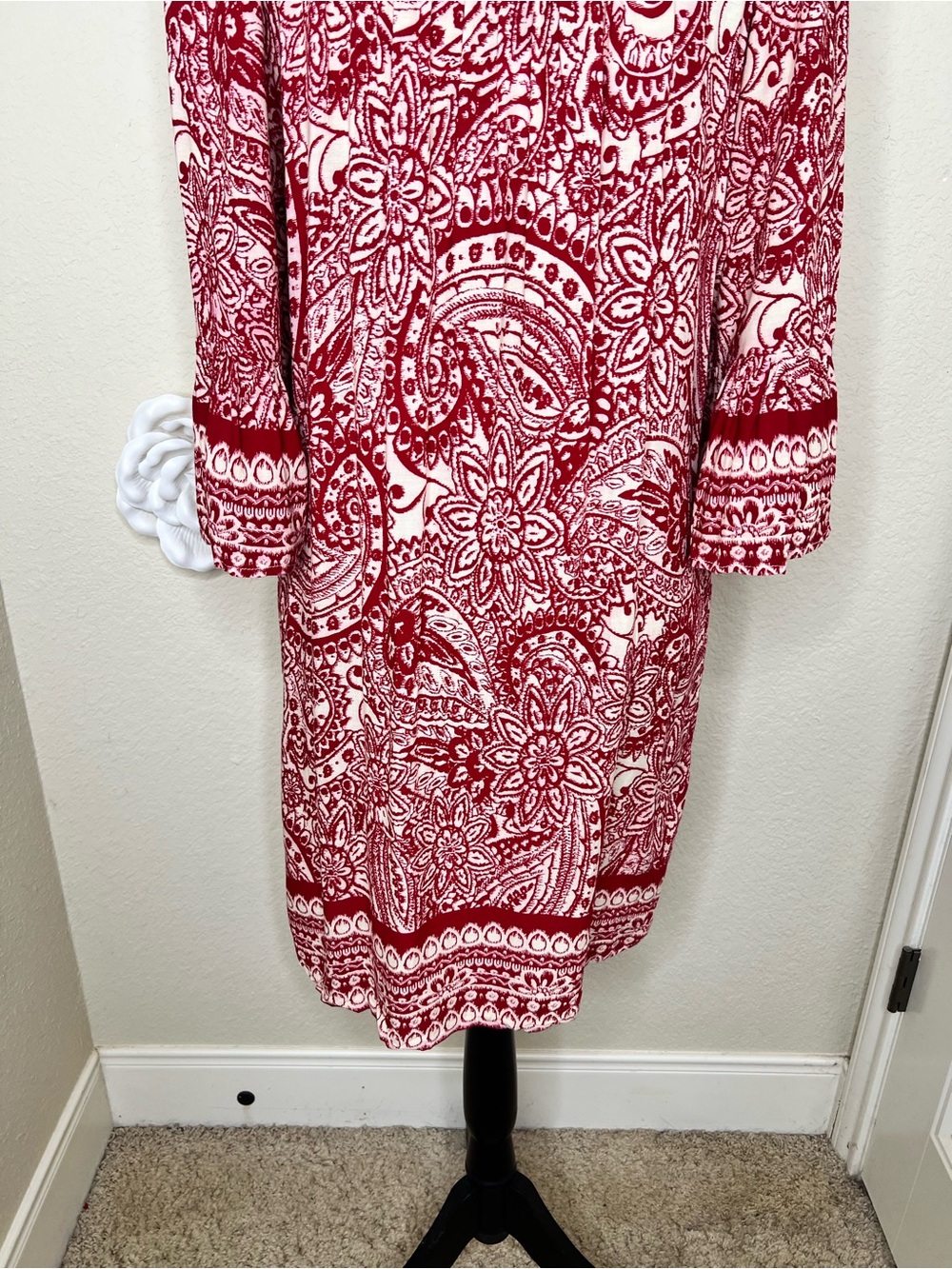 NTM: Umgee Red White Paisley Boho Shift Dress Bell Sleeve Knee Length Medium - Picture 13 of 15